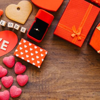 Love on a Budget: Top 10 Affordable Valentine’s Gifts for Her Under $50 Love on a Budget: Top 10 Affordable Valentine’s Gifts for Her Under $50